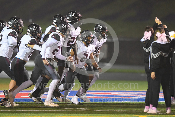 Football-Jeannette vs GCC_20211022-WP1_1870
