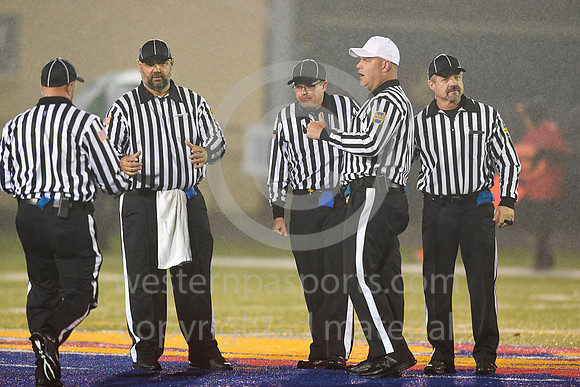 Football-Jeannette vs GCC_20211022-WP1_1936