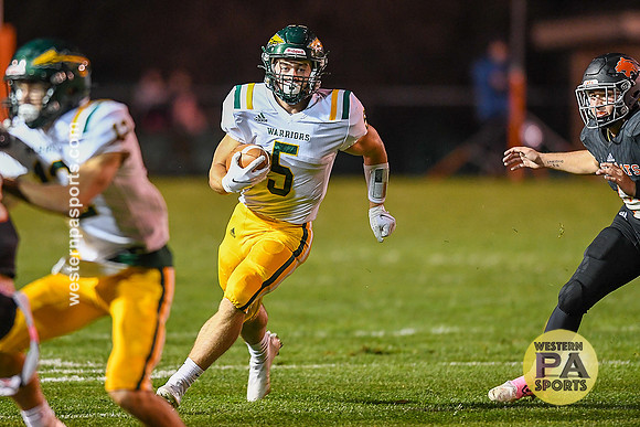 Football-Latrobe vs PT_20211029-KR1_9376