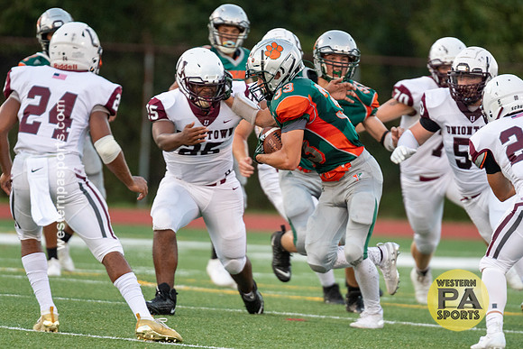 Yough-vs-Uniontown-9339