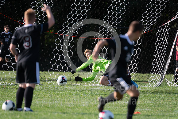 GCC-vs-StJoes-BoysSoccer-2789