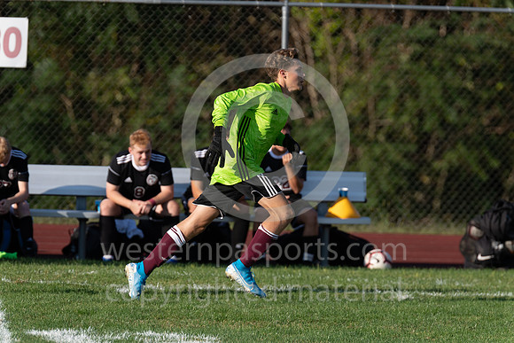GCC-vs-StJoes-BoysSoccer-2835