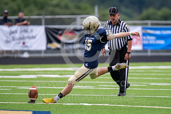 Football-FR vs Latrobe_20190906-KR1_7549