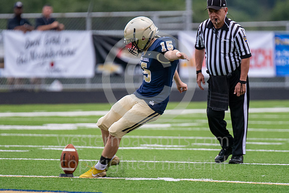 Football-FR vs Latrobe_20190906-KR1_7550