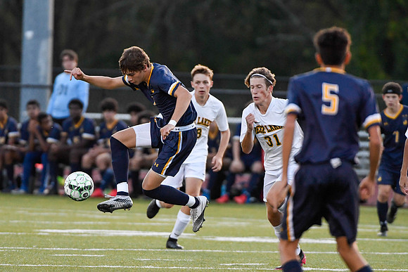 101321-Boys Soccer-SSA-DeerLakes-BR4--44449