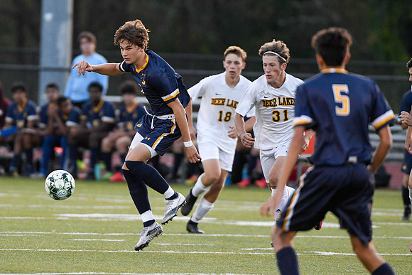 101321-Boys Soccer-SSA-DeerLakes-BR4--44450