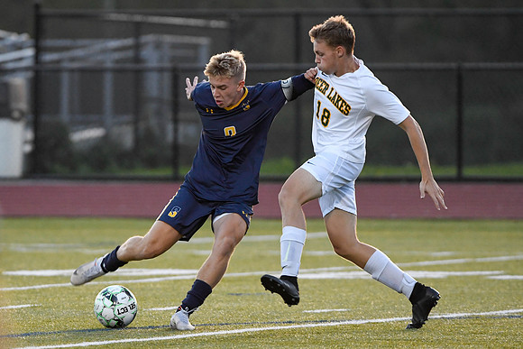 101321-Boys Soccer-SSA-DeerLakes-BR4--44497