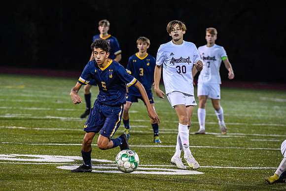 102821-Boys Soccer-SSA-Ambridge-BR4-41493