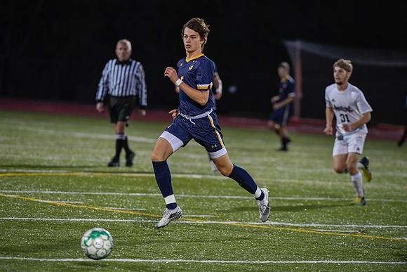 102821-Boys Soccer-SSA-Ambridge-BR4-41470