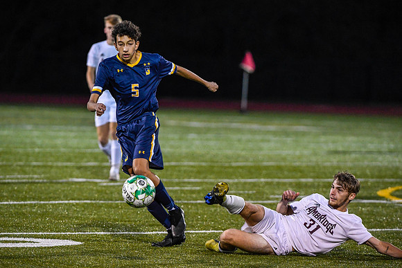 102821-Boys Soccer-SSA-Ambridge-BR4-41488