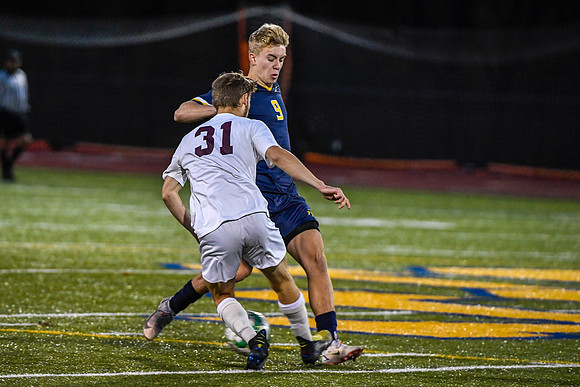102821-Boys Soccer-SSA-Ambridge-BR4-41479