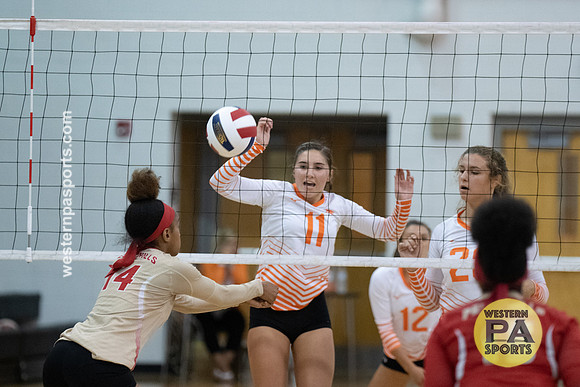 Girls Volleyball-Latrobe vs Penn Hills20190917-2129