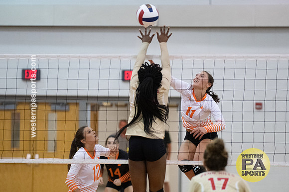 Girls Volleyball-Latrobe vs Penn Hills20190917-2250