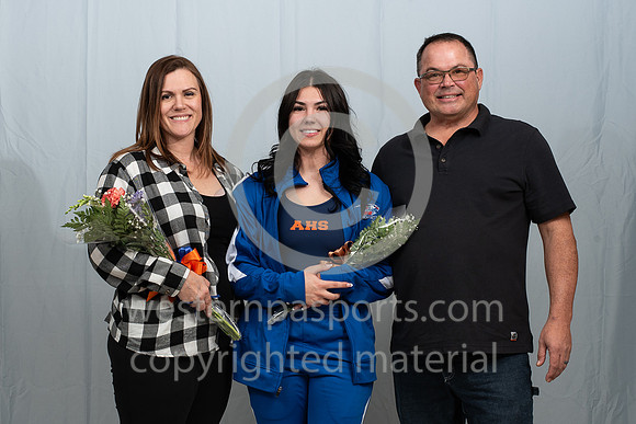 2024 FR Swim Senior Night_20240201-KR5_3161