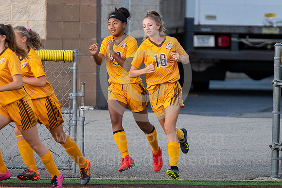 Girls Soccer_GS vs Yough_20190926-KR1_9336