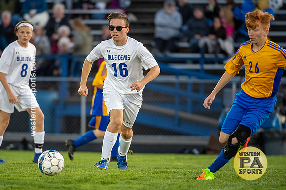 Boys Soccer_Derry vs Leechburg_20191008-KR1_0332