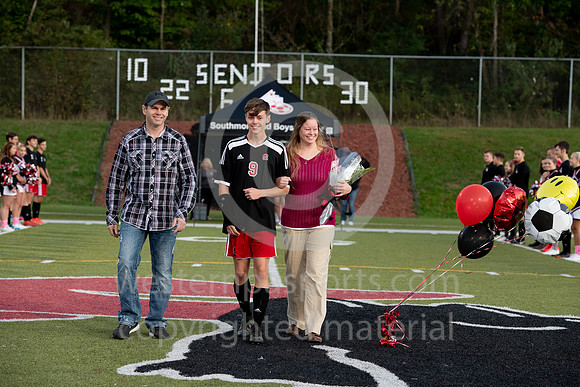101019-Boys Soccer-Southmoreland vs Yough--5