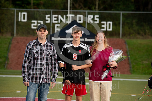 101019-Boys Soccer-Southmoreland vs Yough--6