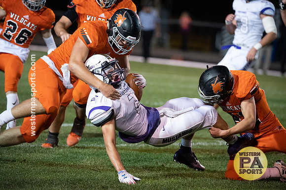 101119-Football-Latrobe-vs-Plum-6340