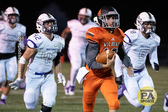 101119-Football-Latrobe-vs-Plum-6228