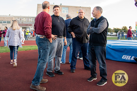 Football-GCC vs Jeannette_20191011-KR1_6401