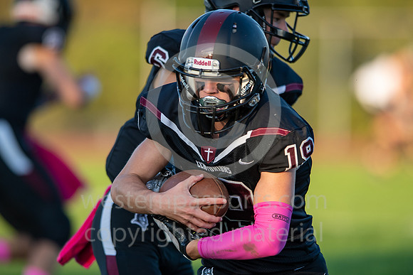 Football-GCC vs Jeannette_20191011-KR1_6189