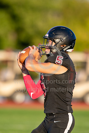Football-GCC vs Jeannette_20191011-KR1_6224