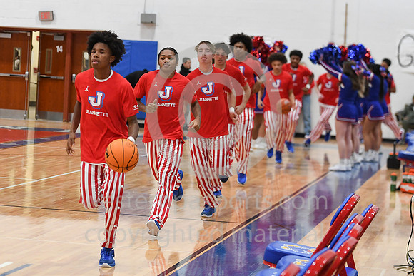 Boys Hoops_Jeannette vs GCC_20250110-KR1_5057
