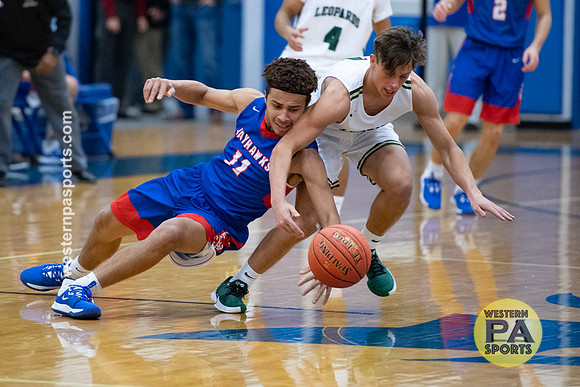 120619-Boys Hoops-Jeannette vs Belle Vernon-7818
