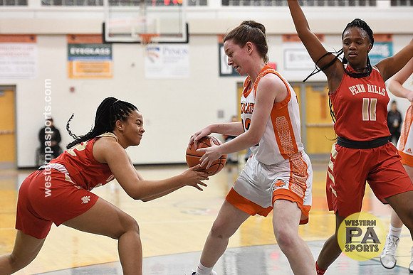 Girls Hoops_Latrobe vs Penn Hills_20191219-KR1_8017