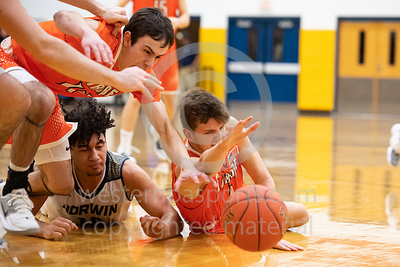 Boys Hoops_Norwin vs Latrobe_20200110-KR1_1057