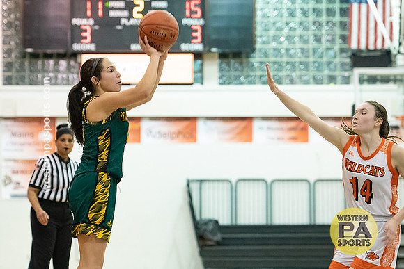 Girls Hoops-Latrobe vs Penn-Trafford_20200206-KR1_8595