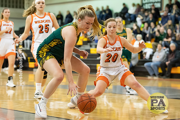 Girls Hoops-Latrobe vs Penn-Trafford_20200206-KR1_8678