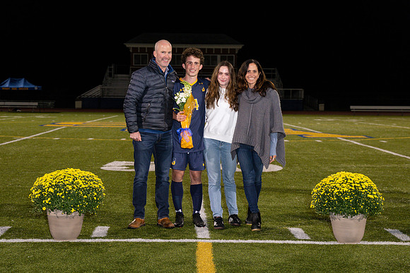 092722-Boys Soccer-SSA SR Night0056