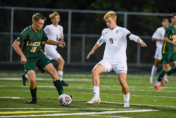 092321-Boys Soccer-SSA at Deer Lakes-BR4-40563