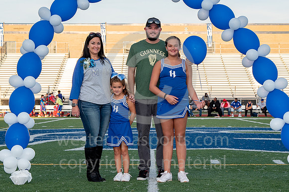 HSYFC_Hempfield vs Jeannette-Senior Night_20180930-KR5_1738