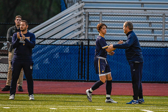 102521-Boys Soccer-SSA-Freedom-BR4-47338