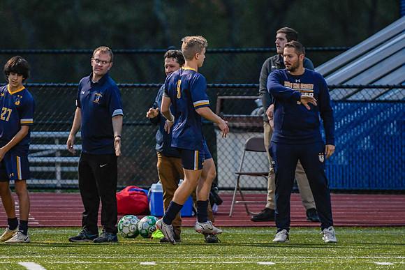 102521-Boys Soccer-SSA-Freedom-BR4-47366