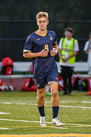 102521-Boys Soccer-SSA-Freedom-BR4-47382