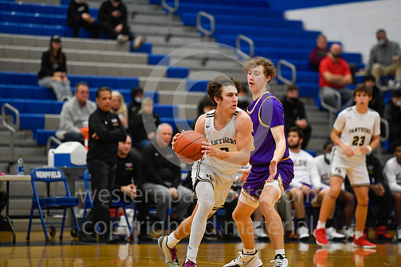 121021 - Boys Hoops-FRvsOLSH-BR4-45386