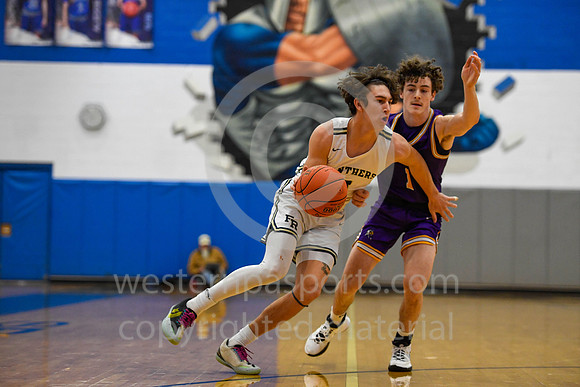 121021 - Boys Hoops-FRvsOLSH-BR4-45423