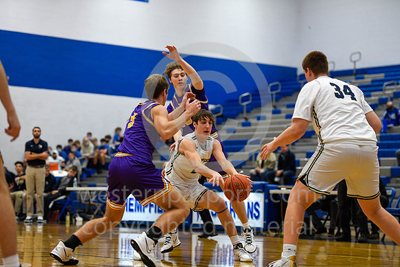 121021 - Boys Hoops-FRvsOLSH-BR4-45434