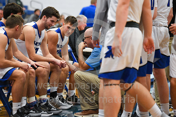 Boys Hoops-Hempfield vs NA_20211210-KR1_2859