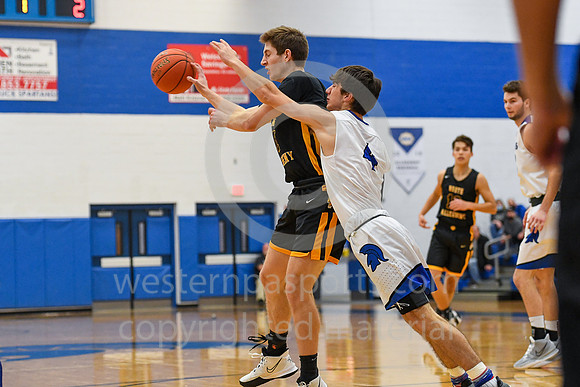 Boys Hoops-Hempfield vs NA_20211210-KR1_2882