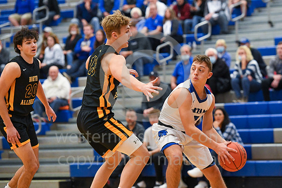 Boys Hoops-Hempfield vs NA_20211210-KR1_2896