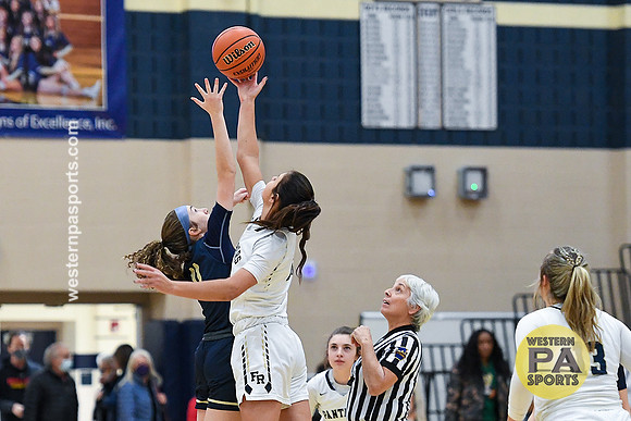 Girls Hoops-FR vs Kiski Area_20211217-KR1_3679