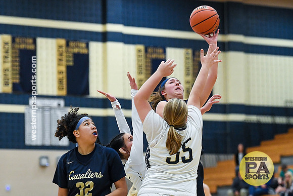 Girls Hoops-FR vs Kiski Area_20211217-KR1_3839