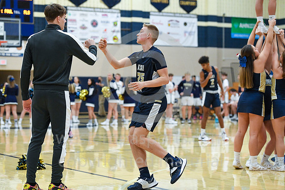 Boys Hoops-FR vs Kiski Area_20211217-KR1_4850