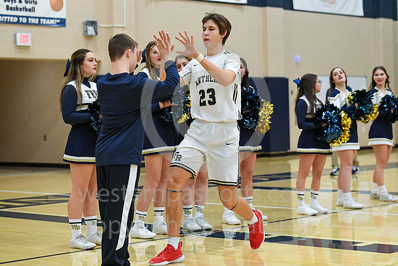 Boys Hoops-FR vs Kiski Area_20211217-KR1_4887