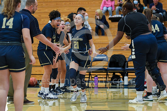 Girls Hoops-FR vs Kiski Area_20211217-KR1_3588